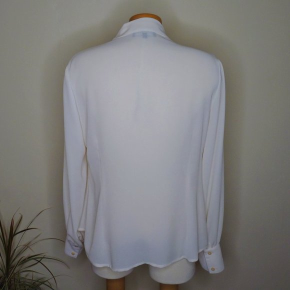 Jones New York Collection Sheer Ruffled Long Sleeve Blouse - Picture 3 of 6